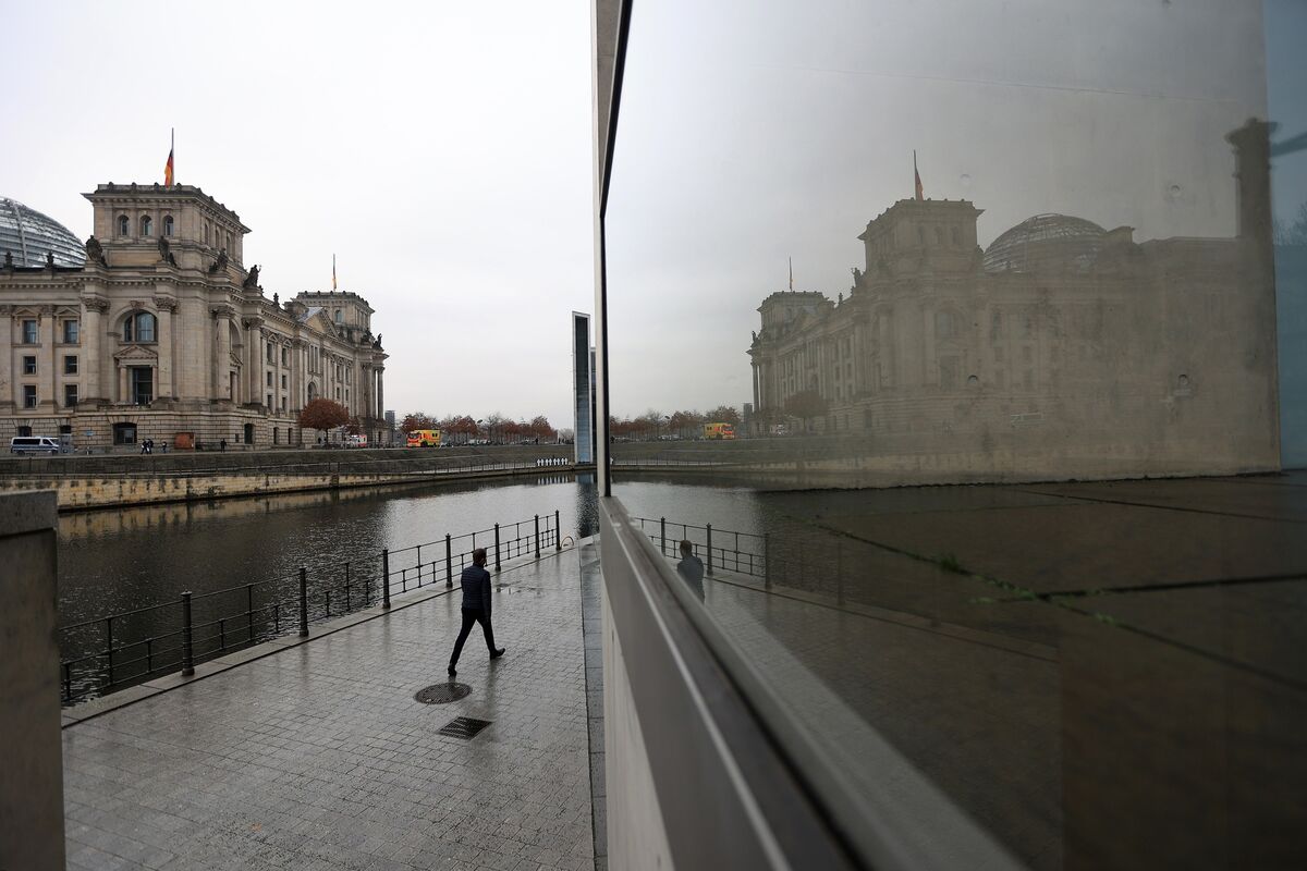 German Budget Lawmakers Approve Net New Borrowing of €39 Billion