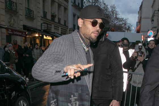 Chris Brown’s Arrest Brings Fresh Quandary to Music Services