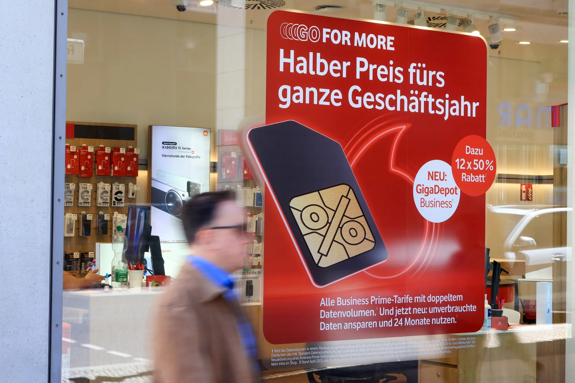 Vodafone Starts to Reverse German Losses as CEO Turnaround Takes Shape -  Bloomberg