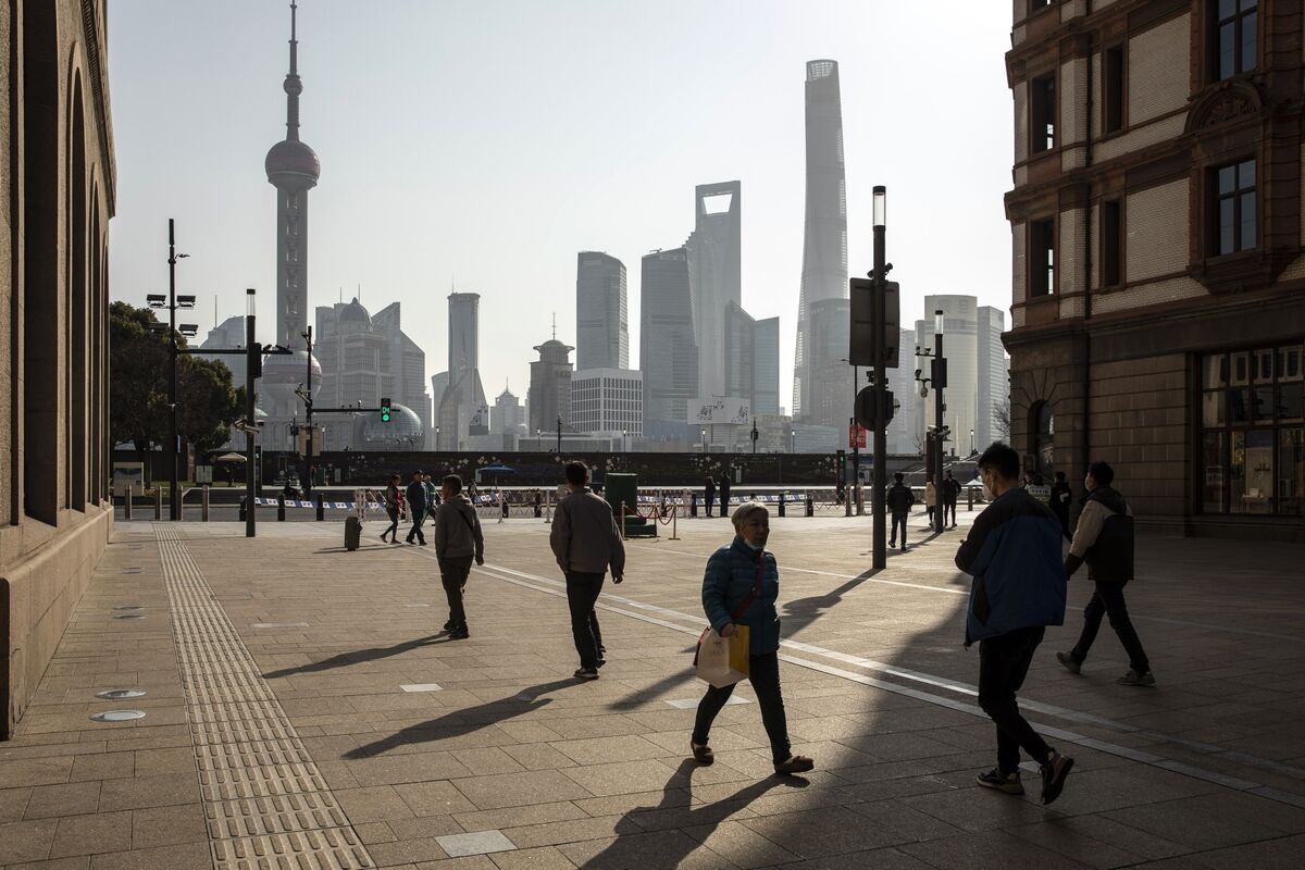 ブルームバーグのニュース記事「中国は減税だけでなく利下げ必要、消費押し上げで－政協経済委副主任」の画像