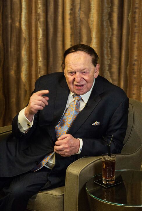 Sheldon Adelson.