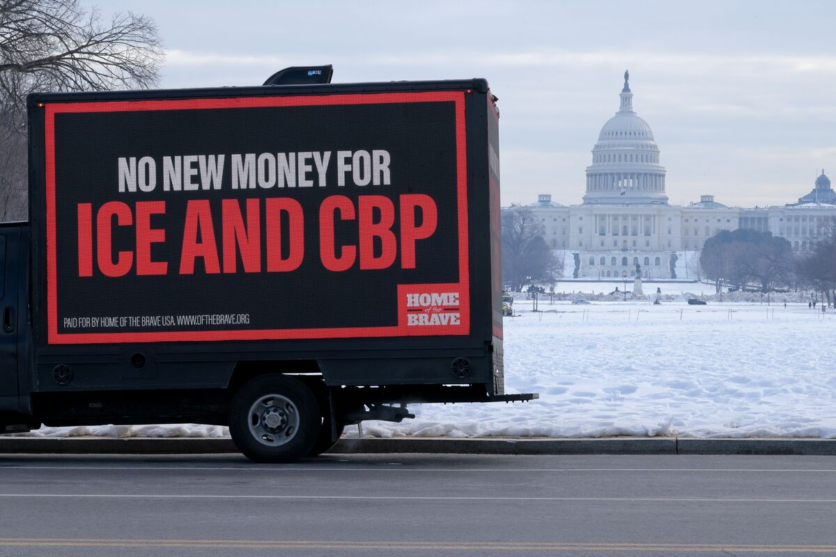 assets.bwbx.io image