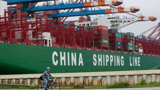 Trump Signs Off on China Trade Deal to Avert December Tariffs
