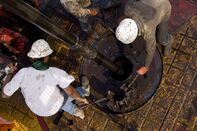 oil rig shale texas