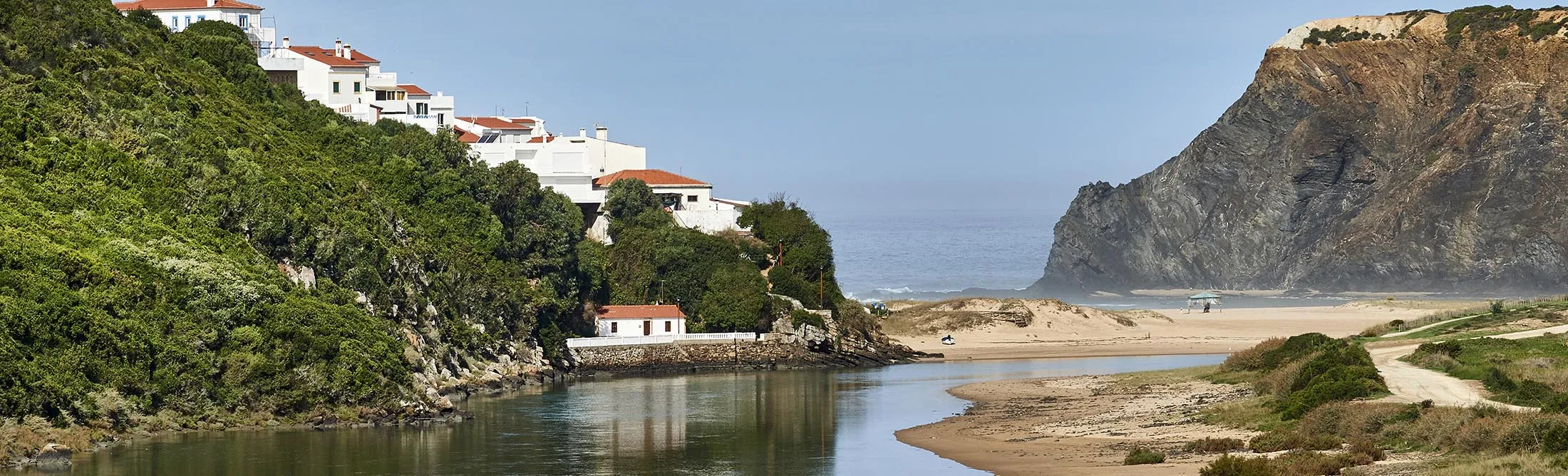 Portugal, Atlantic coast, Algarve, Praia de Odeceixe beach
