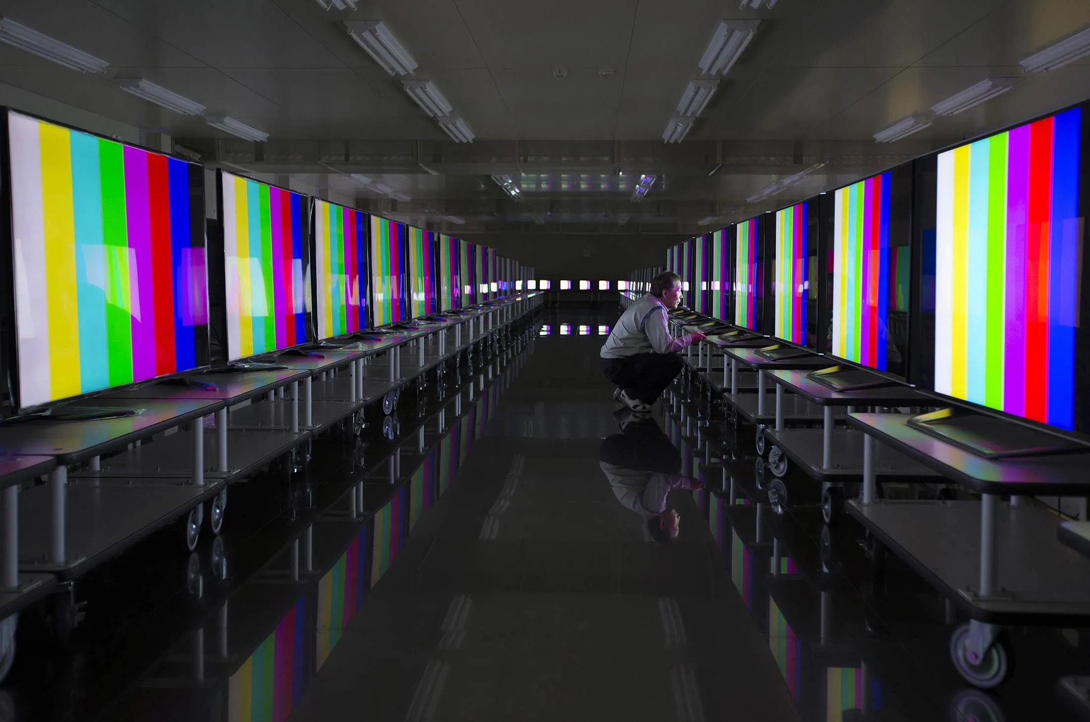 Sharp Expects Profit from TV Operations