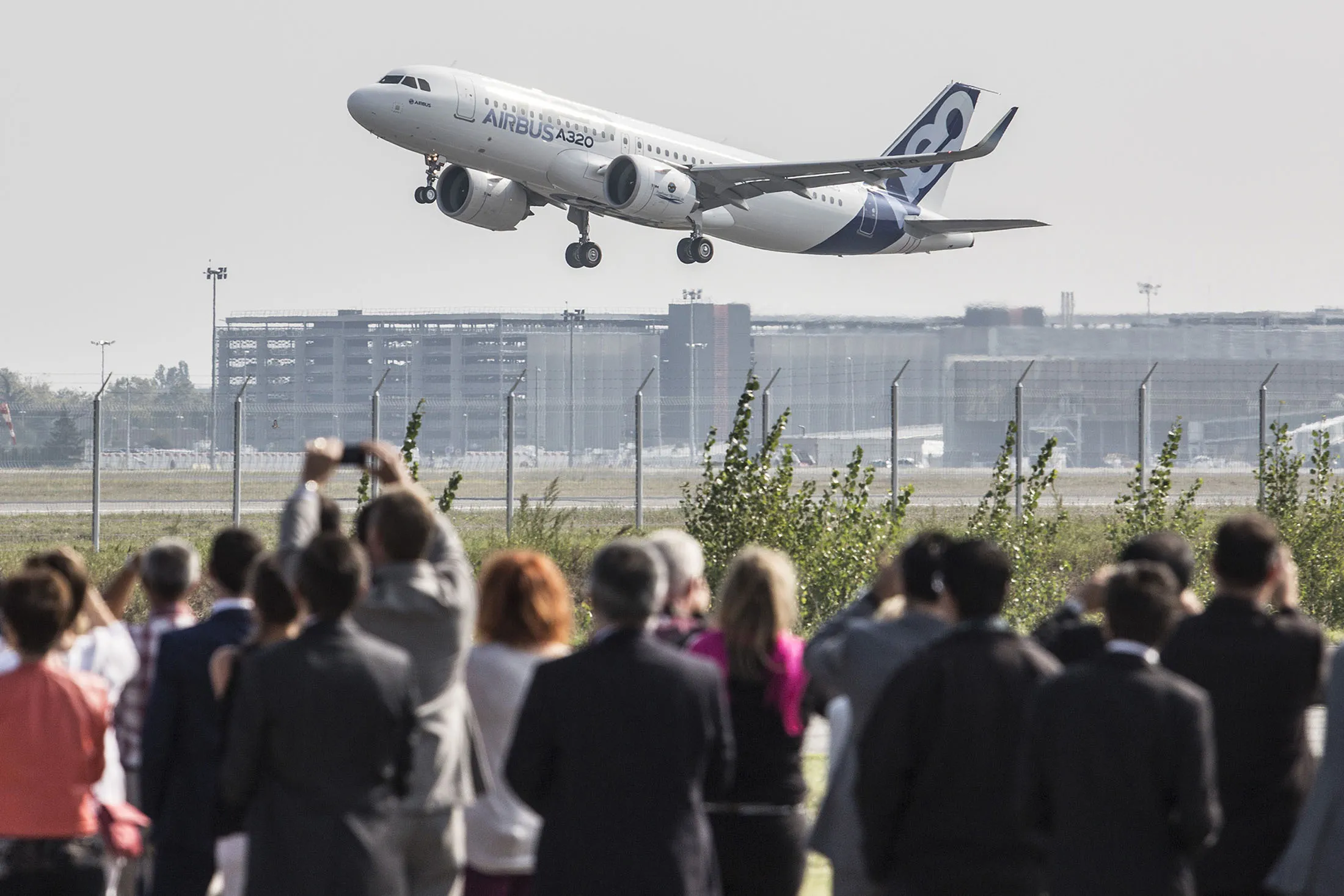 AIRBUS WARNS OF HIT TO A320 PRODUCTION FROM PRATT visual data 2