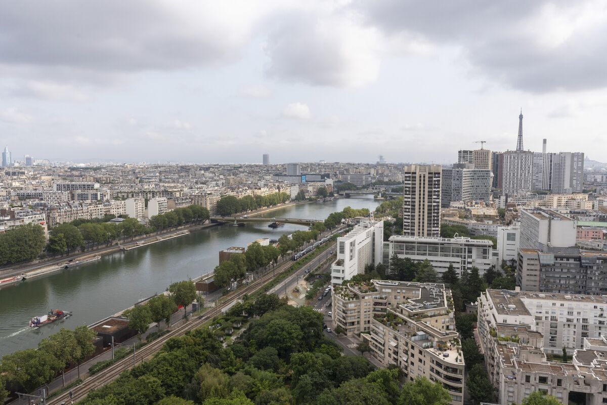 Ardian’s Santé Cie Seeks to Enter French Restructuring Procedure