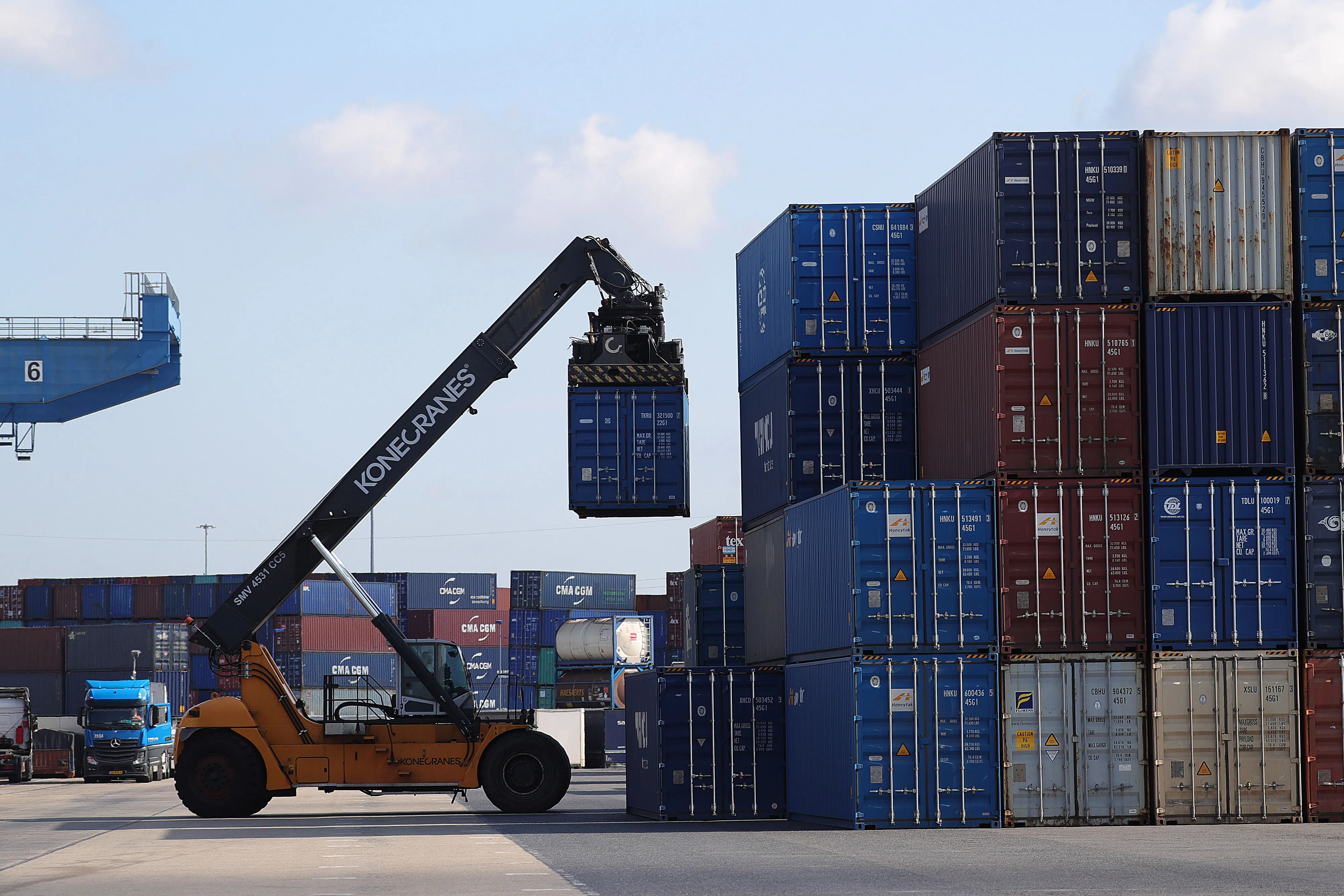 Container Shipping And Trade at World's Largest Inland Port