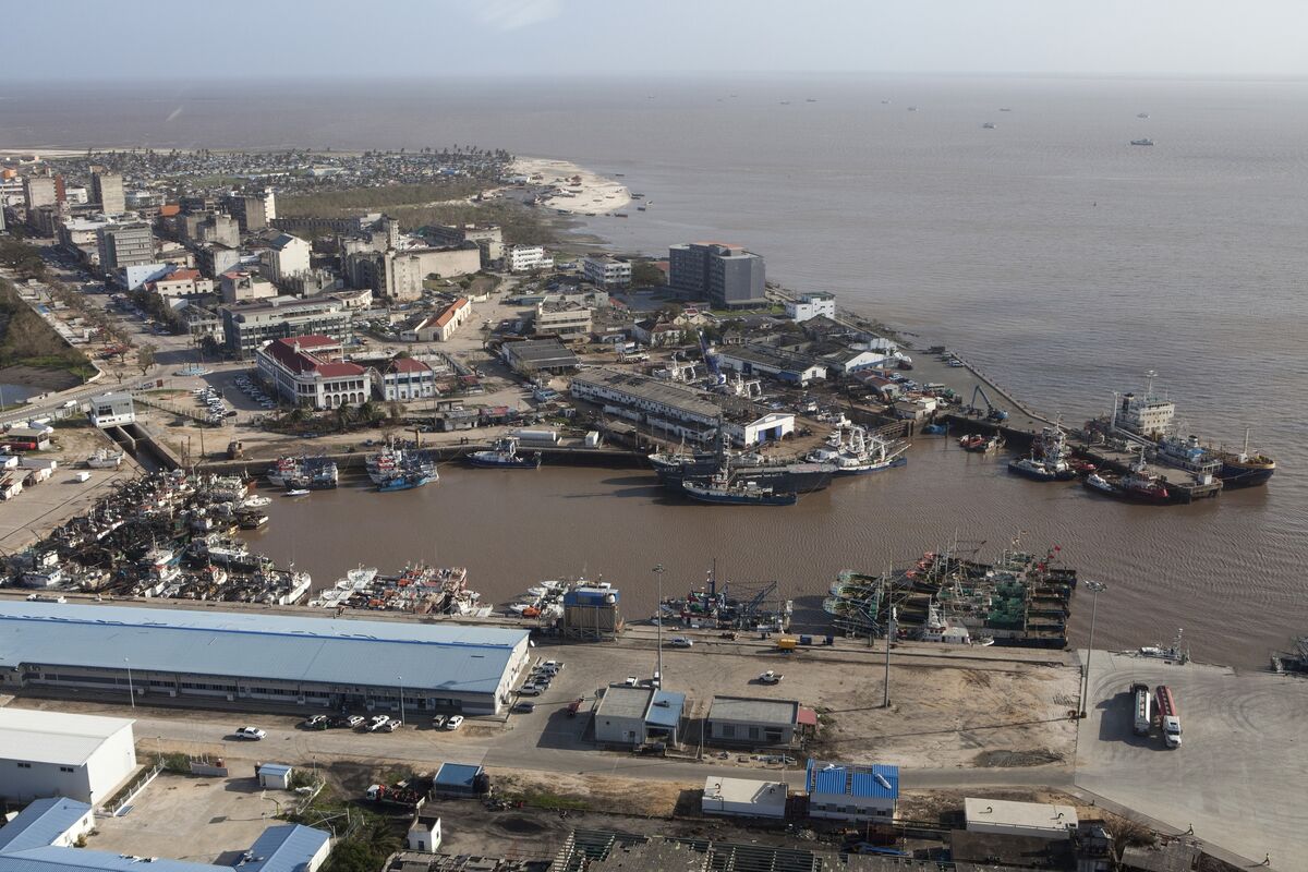 Storm Freddy: Mozambique Closes Beira Port as Tropical Storm Roars In ...