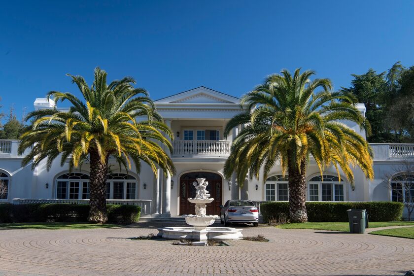 relates to In America’s Richest Town, $500k a Year Is Now Below Average