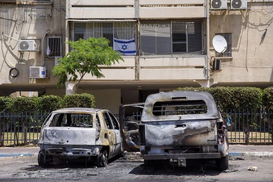 Israel, Hamas Fighting Intensifies as Biden Calls for Calm