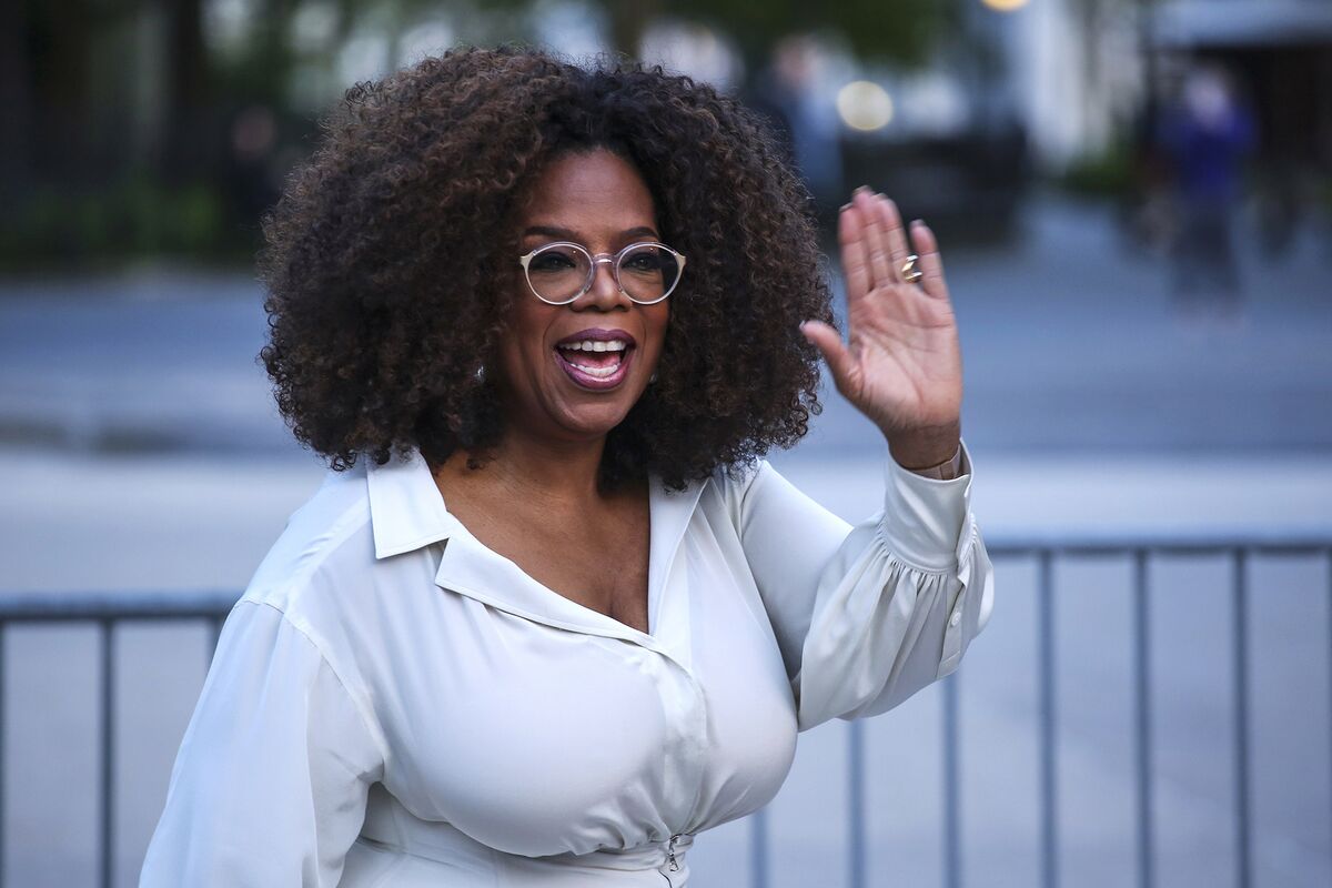 Oprah Winfrey Gives Commencement Address at Colorado College.