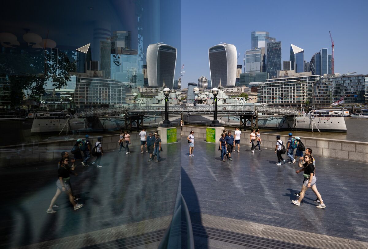 live-markets-today-tesco-sales-pound-gbp-to-usd-latest-bloomberg