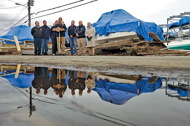 Obama tours the damage in New Jersey