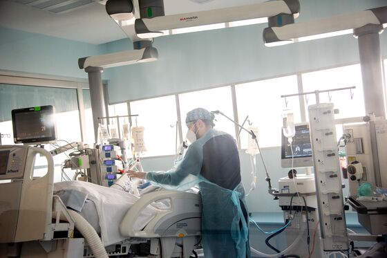 Chile Relaxes Restrictions for the Vaccinated as Covid Cases Drop