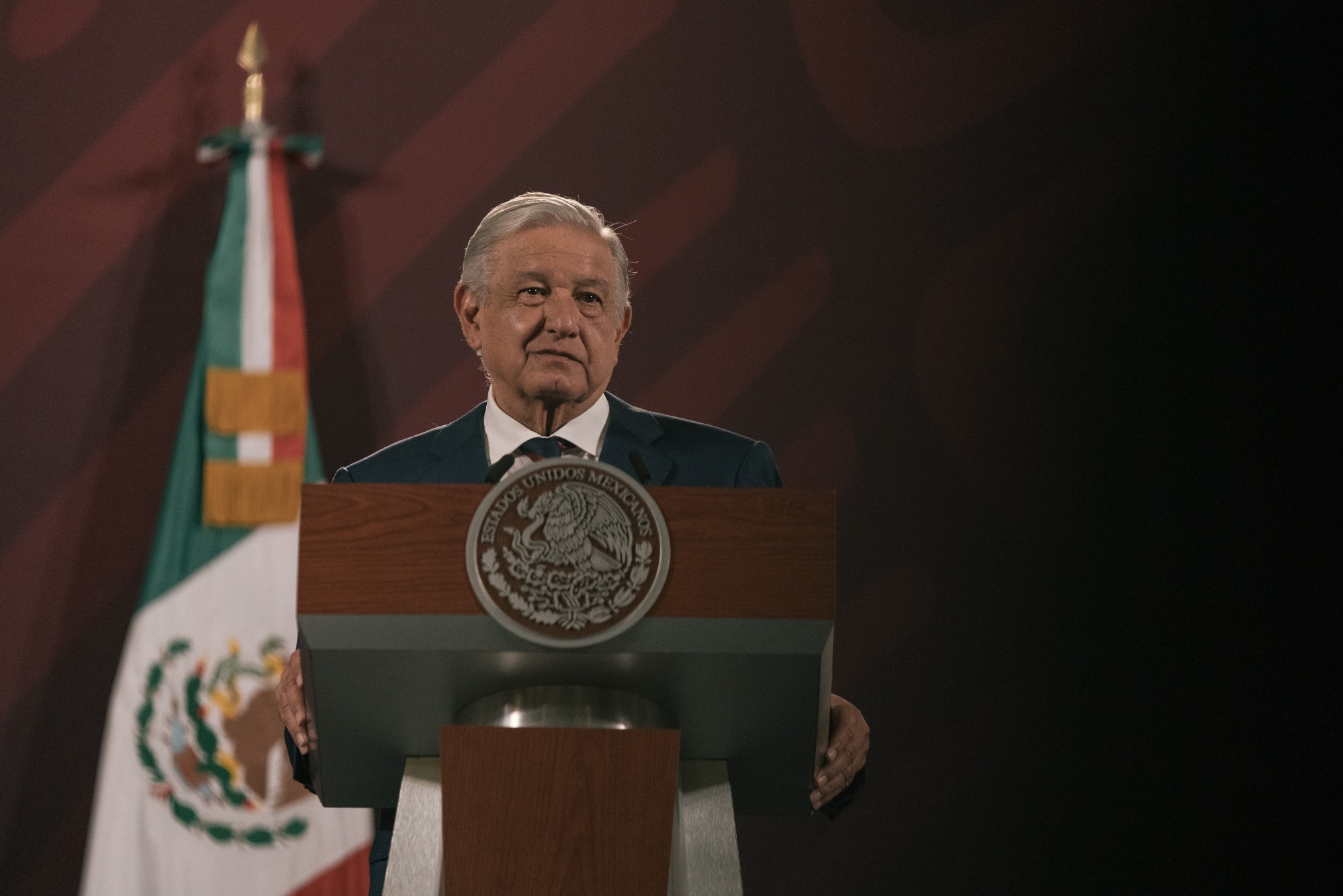 AMLO Unnerves Mexico's Elite With Surprising Railroad Seizure - Bloomberg