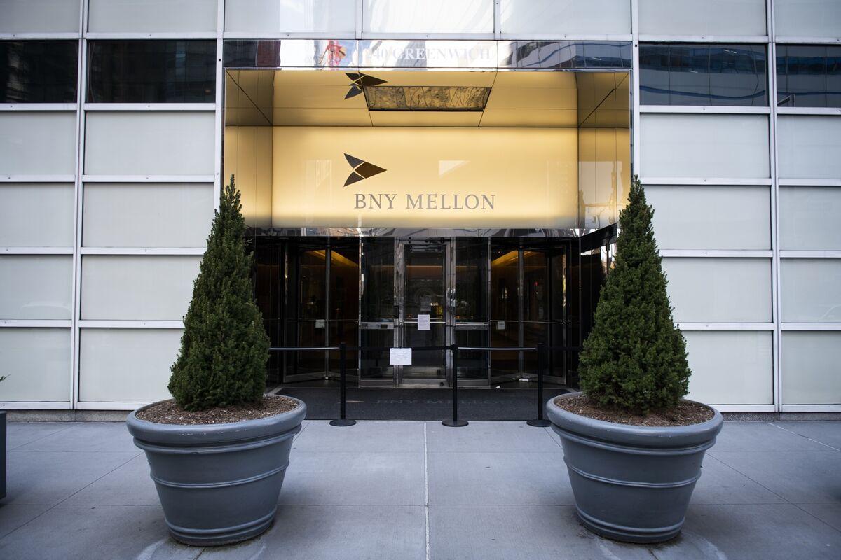 BNY Mellon Tells Most Employees to Work Remotely Until January Bloomberg