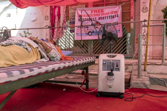 Oxygen Shortage in India Sparks Hunt for $1,000 Machines