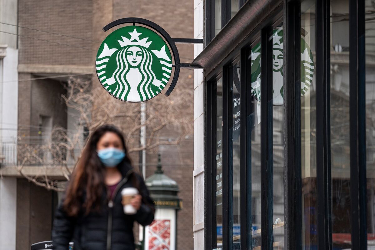 Starbucks Vaccine Mandate: SBUX Requires Vaccine Or Weekly Testing In U ...