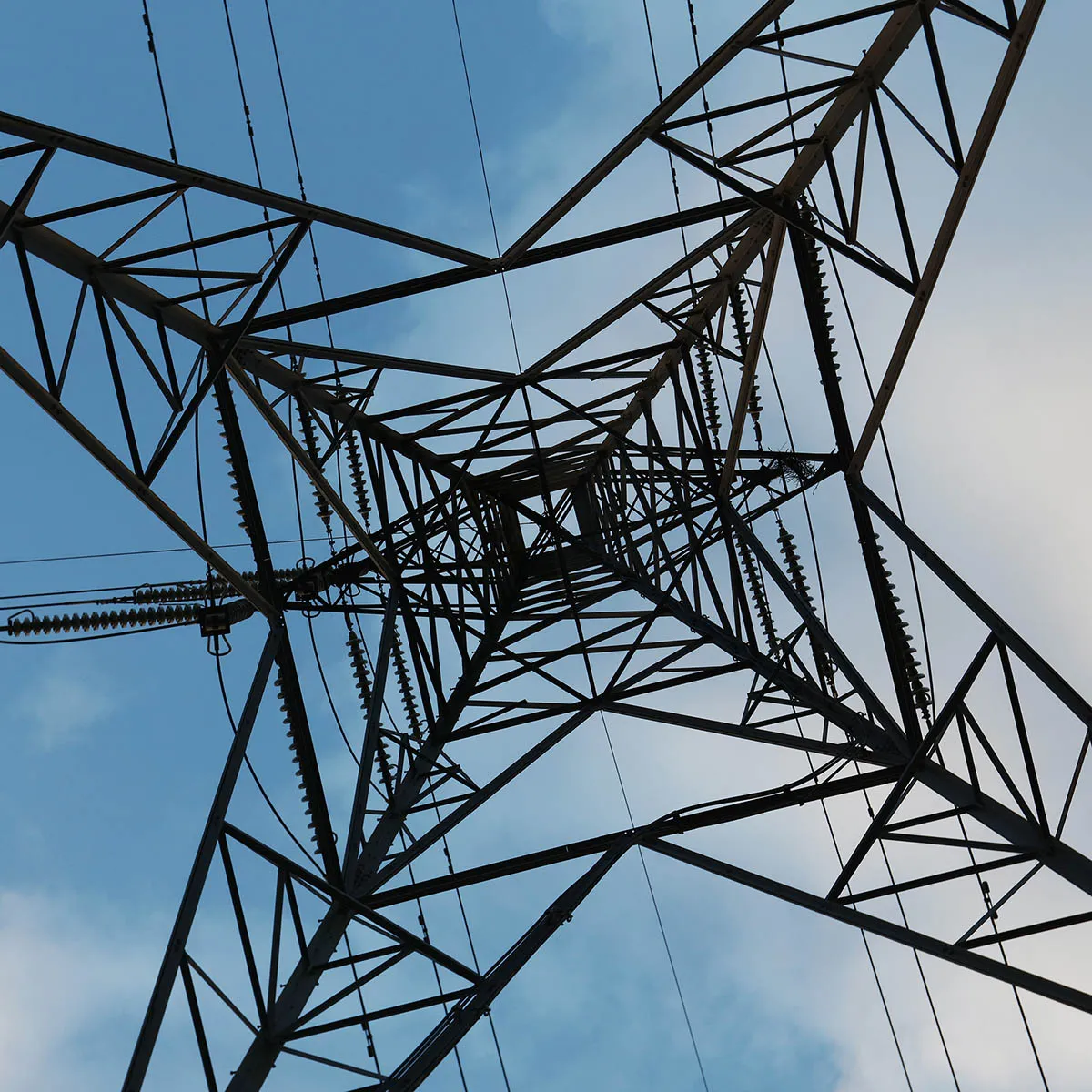 1487912903_jumpstart power line