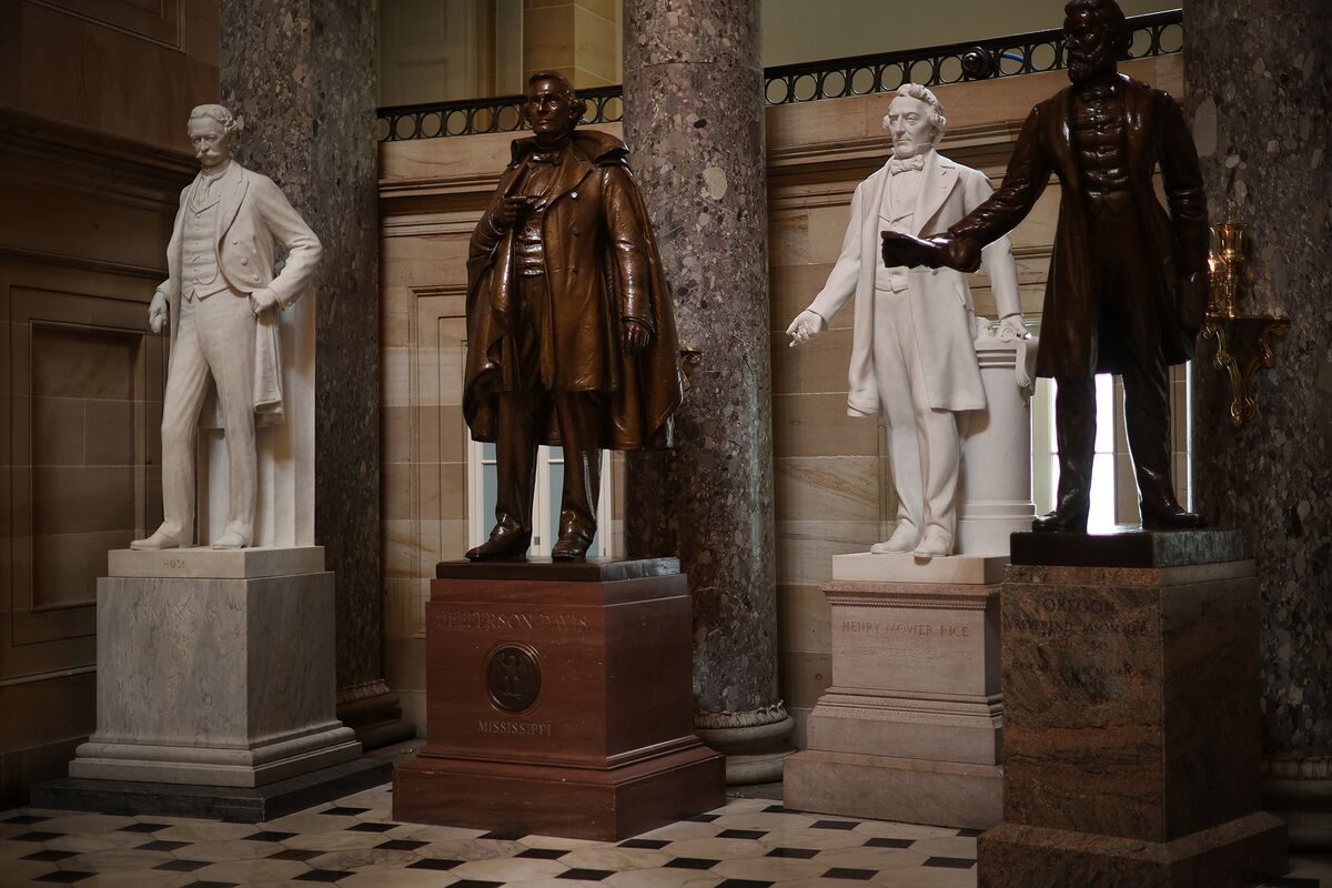 Remove Statues House Votes to Remove Confederate Statues From Capitol Grounds - Bloomberg
