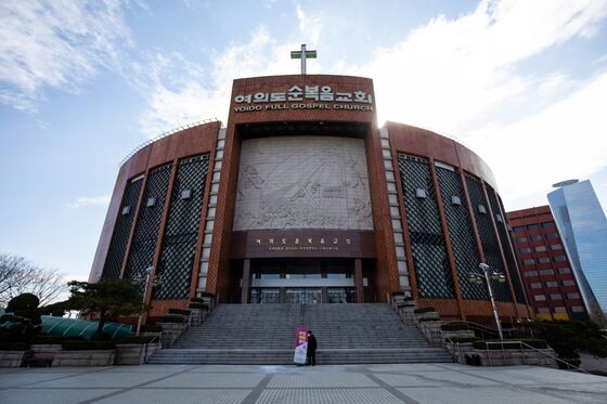 Church Flareups in South Korea Spur Fear of Old Virus Threat