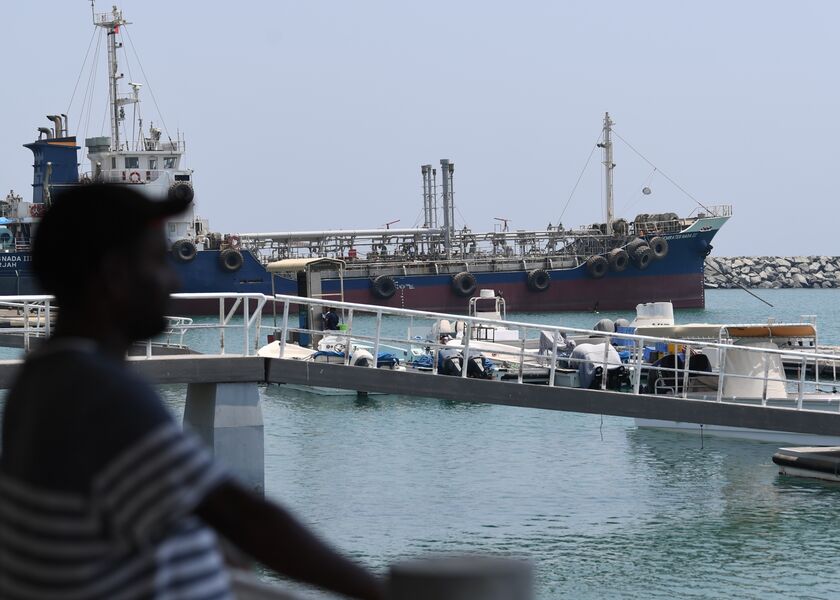 UAE-GULF-SHIPPING