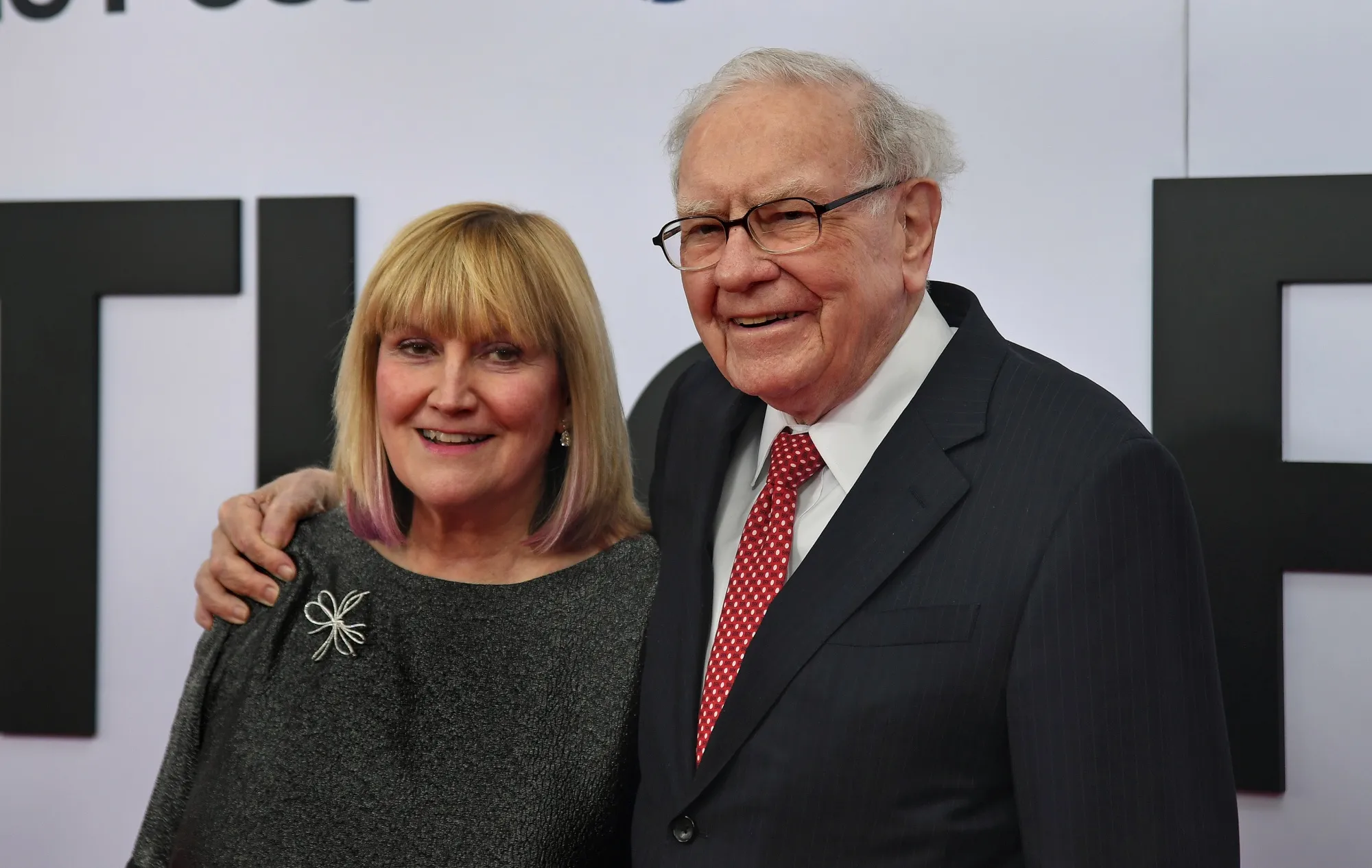 Warren Buffett with his daughter Susan Buffett.