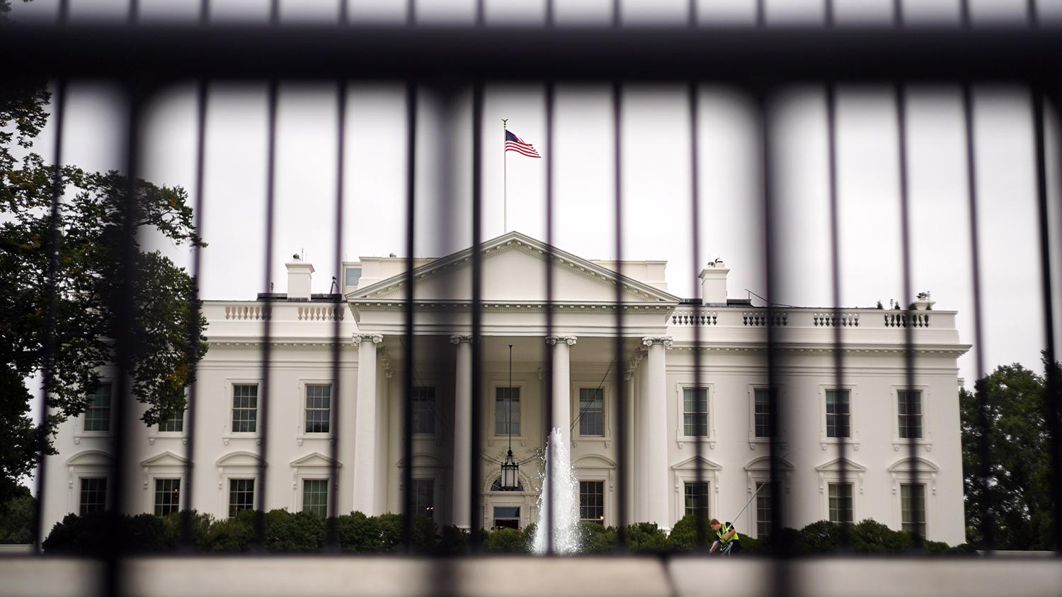The White House is seen behind a dual layer of fencing on October 3, 2014. A new director has been appointed to head the Secret Service after a series of security breaches.
