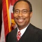 Headshot of Hon Steve Carmichael Jones