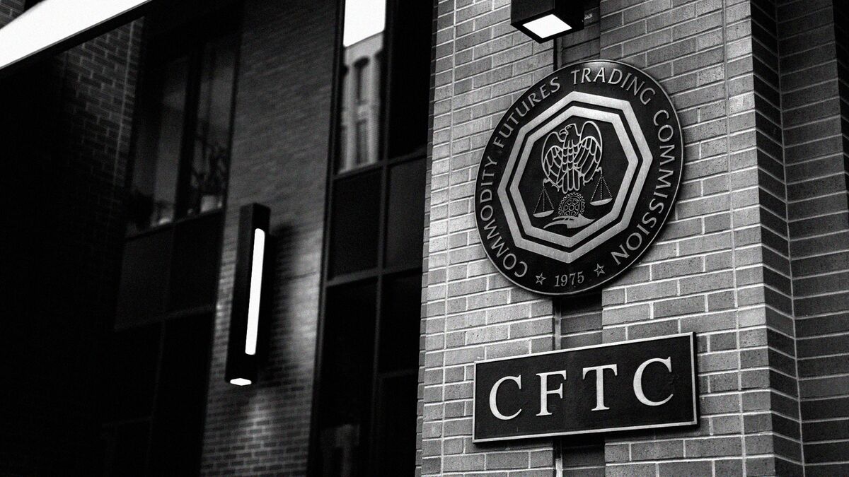 Сотрудникам CFTC приказали отозвать анализ подозрительных сделок с нефтью