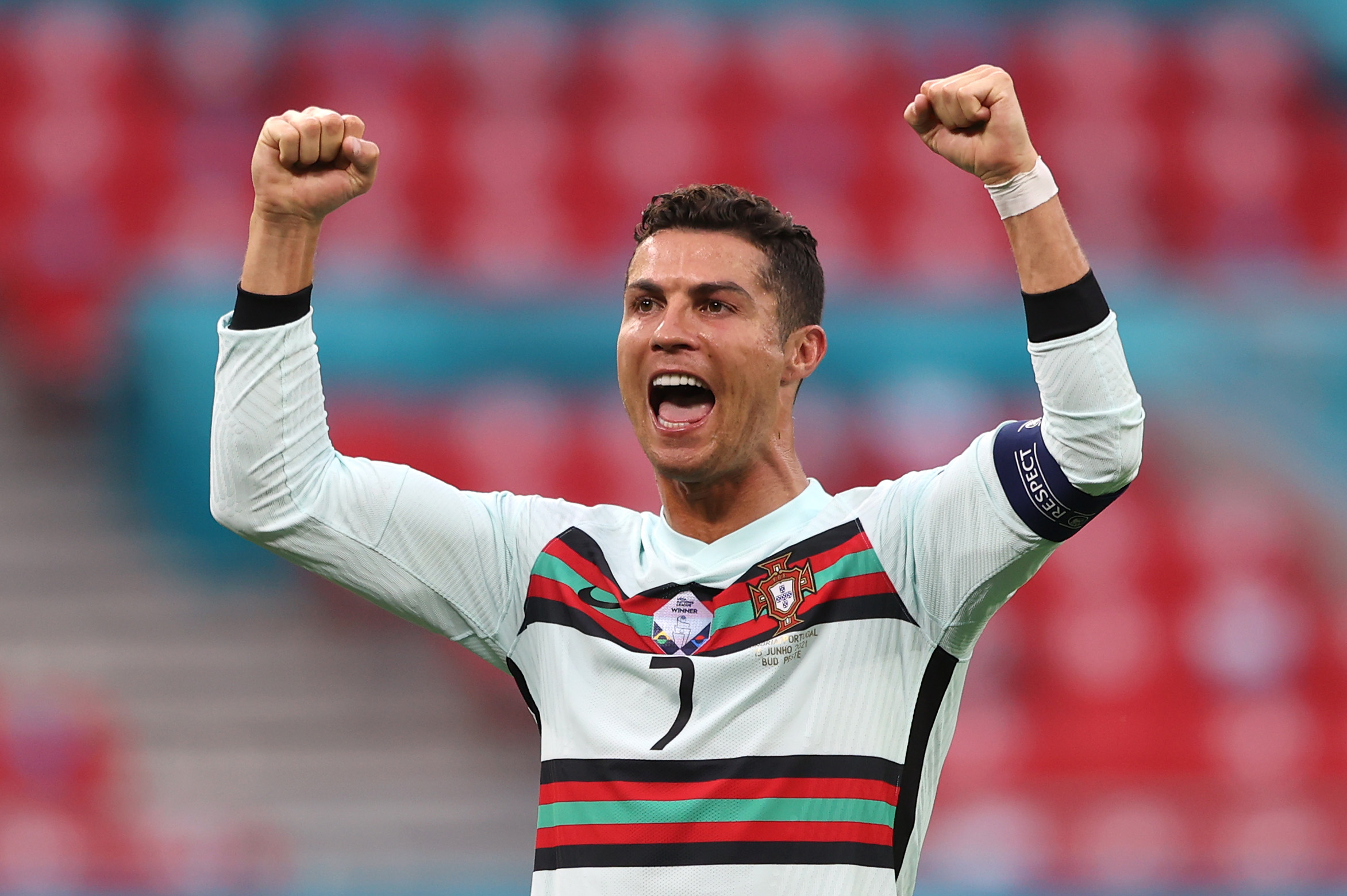 Ronaldo 'still number one' over Messi as Foster says critics of