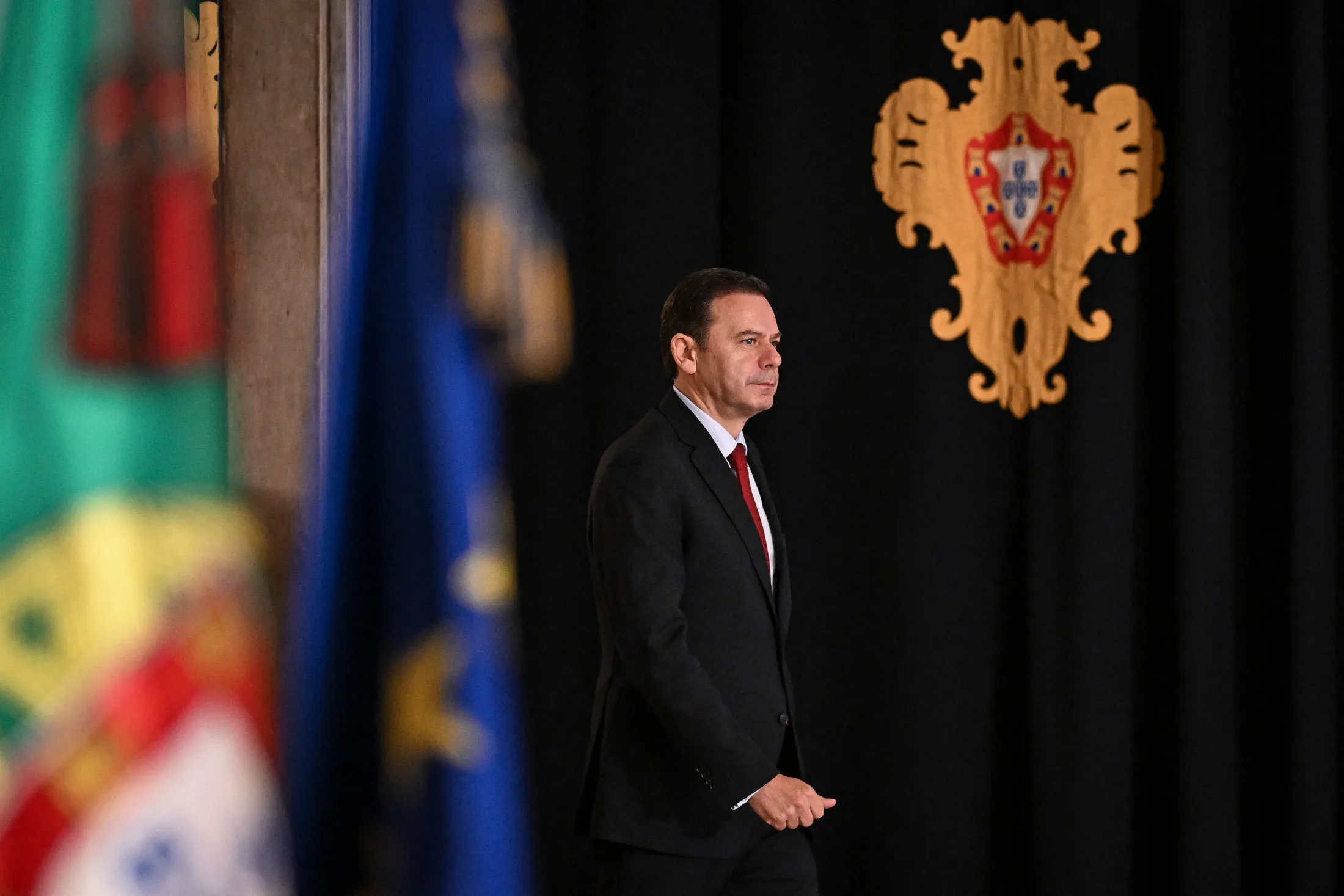 Portugal to Hold Election on May 18 After Government Ousted - Bloomberg