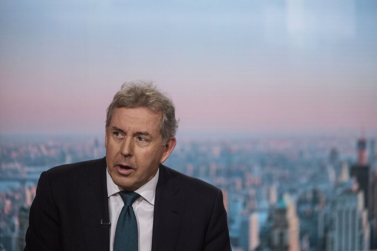 Darroch Graduates From the Boris/Trump Diplomacy School - Bloomberg