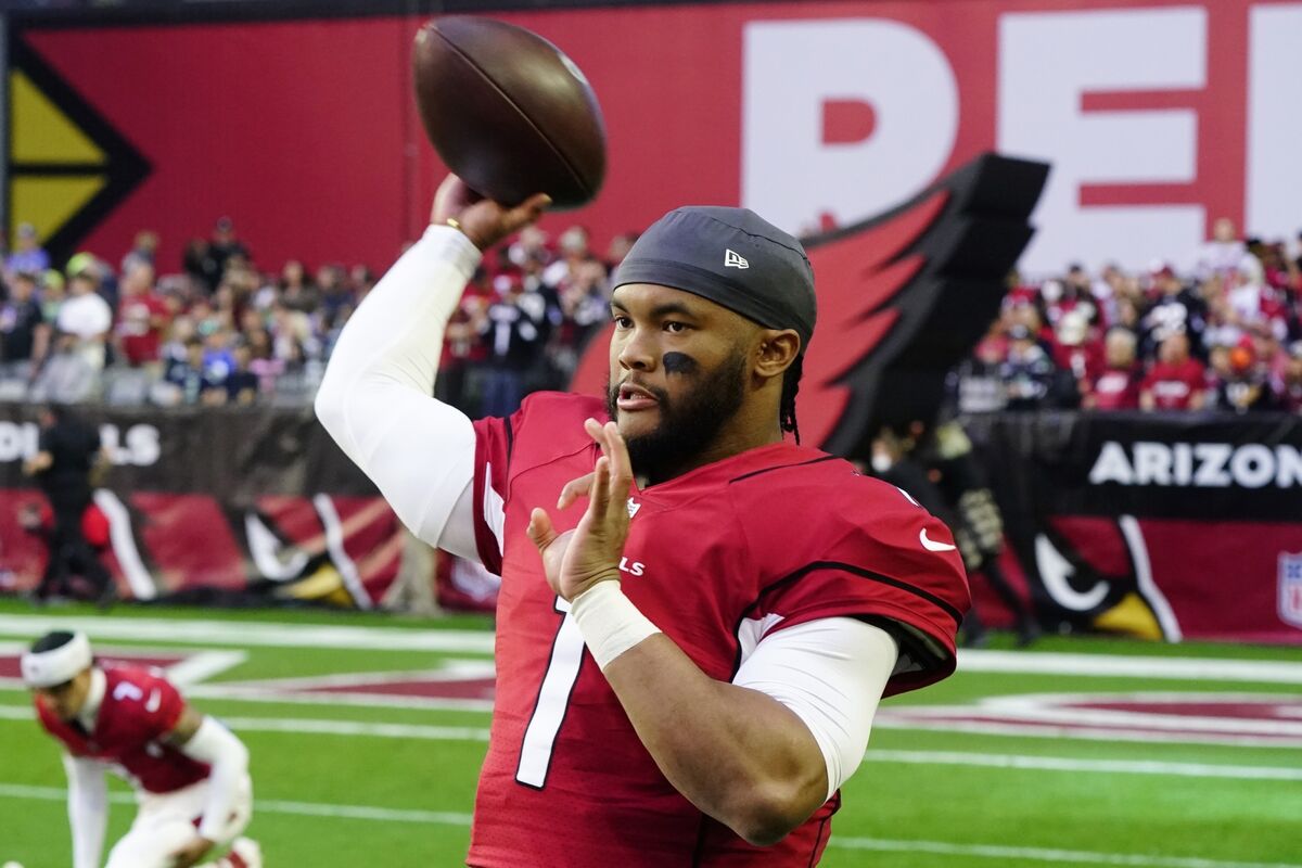 Kyler Murray and Arizona Cardinals Resolve Their Conflict; QB Expected to  Stay in 2022