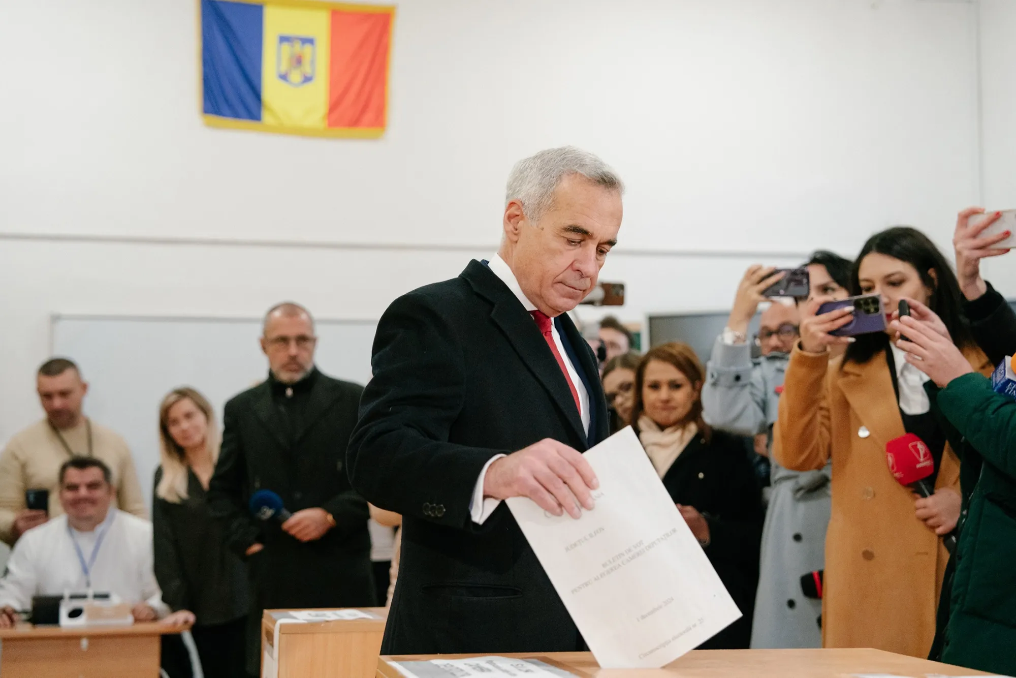 Romania Election: Far-Right Presidential Candidate Seeks to Avenge Hero -  Bloomberg