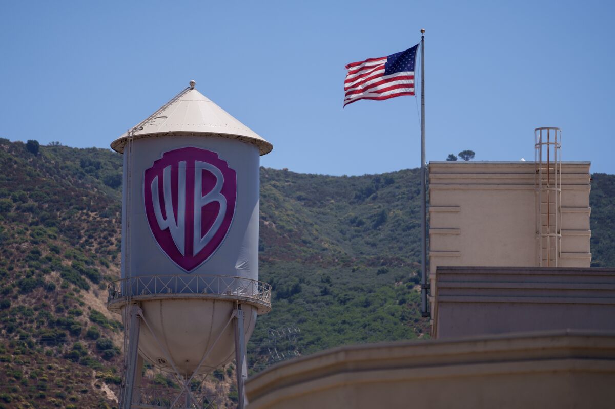 Netflix, Comcast and Paramount Make Their Warner Bids: NY Times