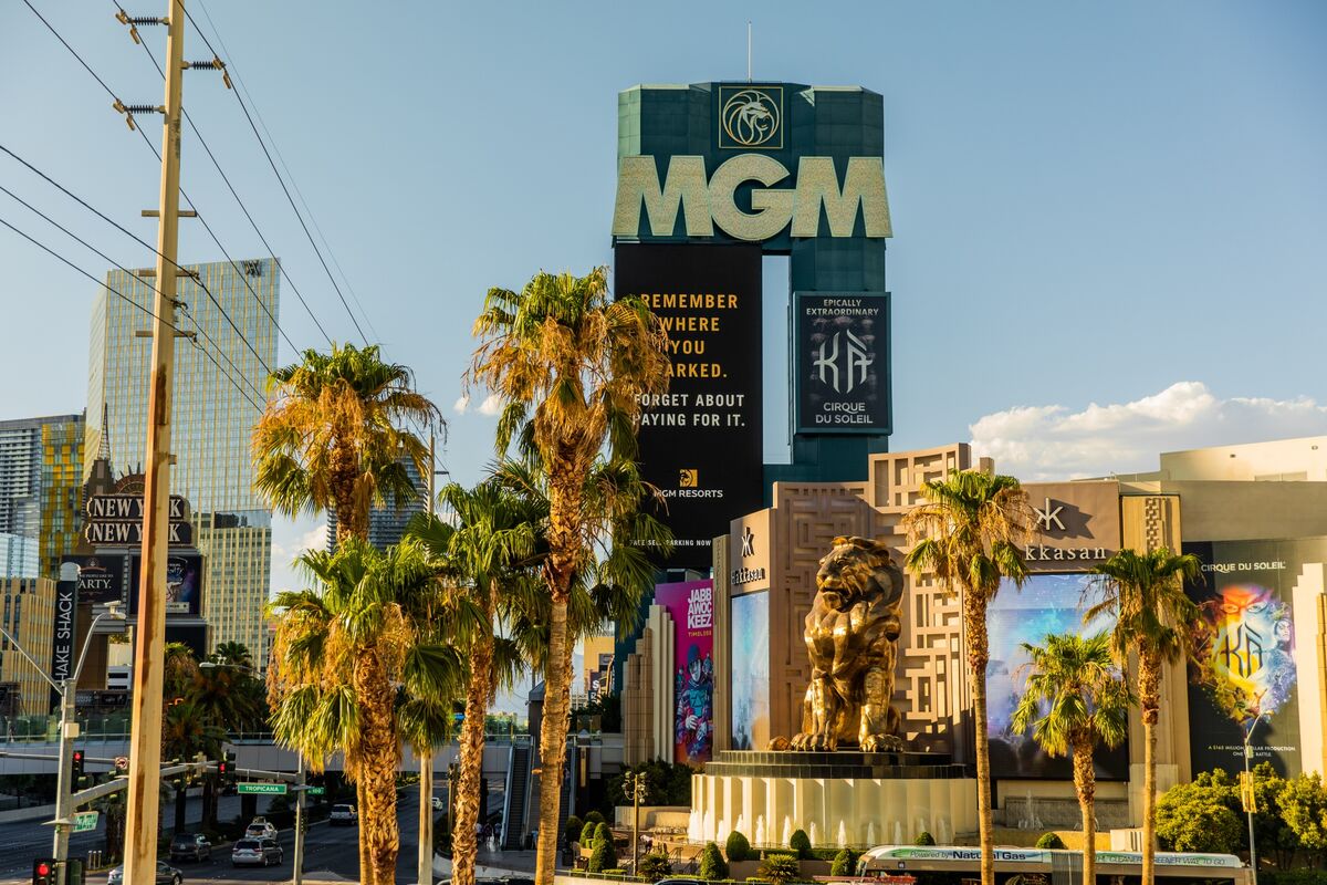 MGM Resorts Sues US FTC to Stop Investigation of Casino Hack - Bloomberg