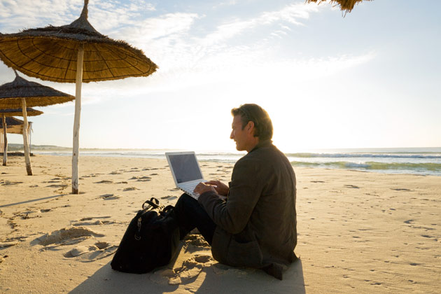 Work’s a Beach: Five Tips for Maximizing Productivity on Vacation