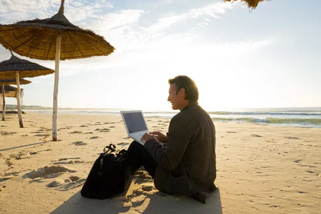 Work's a Beach: Five Tips for Maximizing Productivity on Vacation