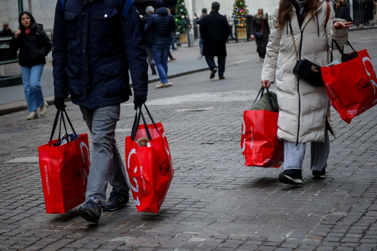 ⚫️ BLOOMBERG: "Inflazione di base negli Stati Uniti scende al minimo di quattro anni, ma gli economisti avvertono: qualcosa non va"