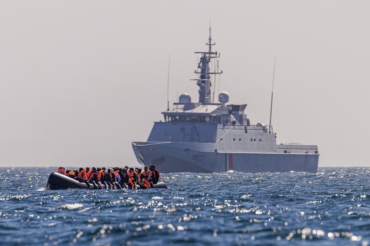 UK ends migrant exchange deal with France