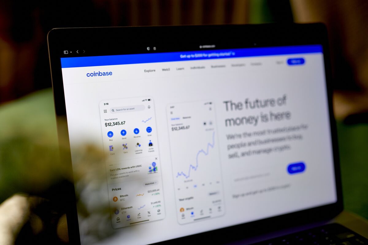 ブルームバーグのニュース記事「ＪＰモルガンとコインベース、銀行口座と暗号資産ウォレットをリンク」の画像