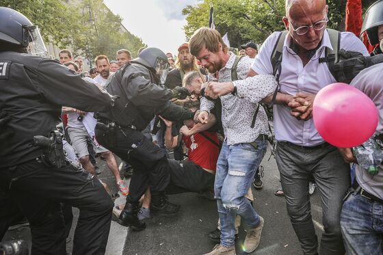 Berlin Protests Against Virus Restrictions Continue on Sunday