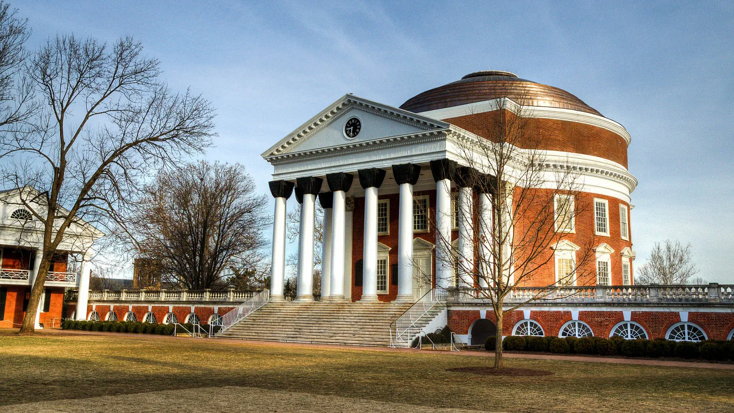The Sigma Nu Fraternity House on December 13, 2002
