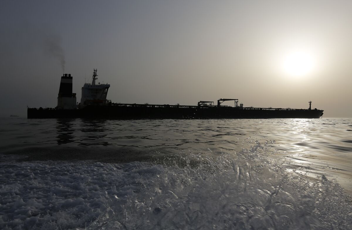 Sinokor Deal Sends Mideast Oil Tanker Benchmark Rate Surging