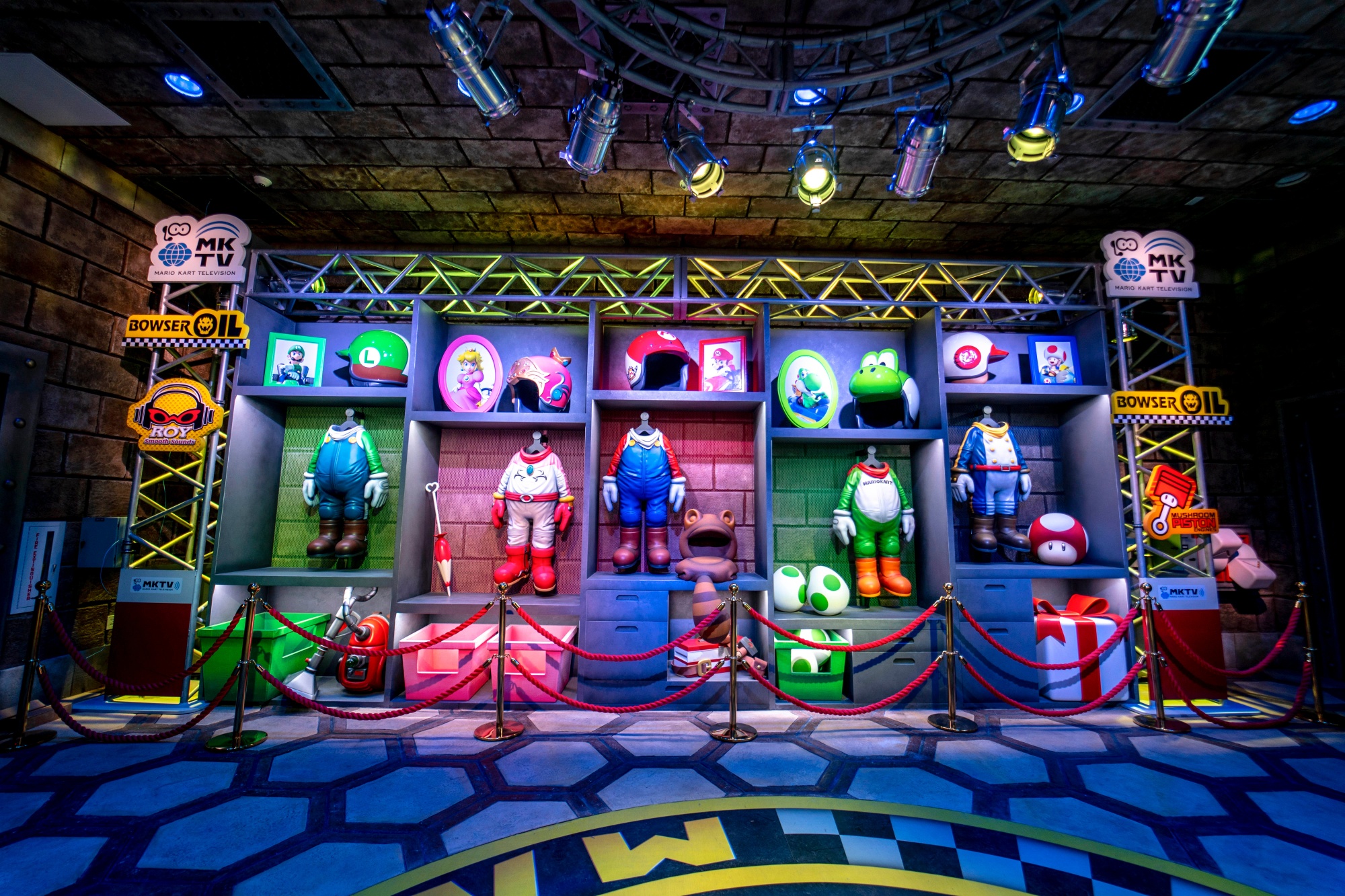 PHOTOS, VIDEO: Full Tour of Mario Kart: Bowser's Challenge, Ride Both With  and Without AR at Universal Studios Hollywood - WDW News Today