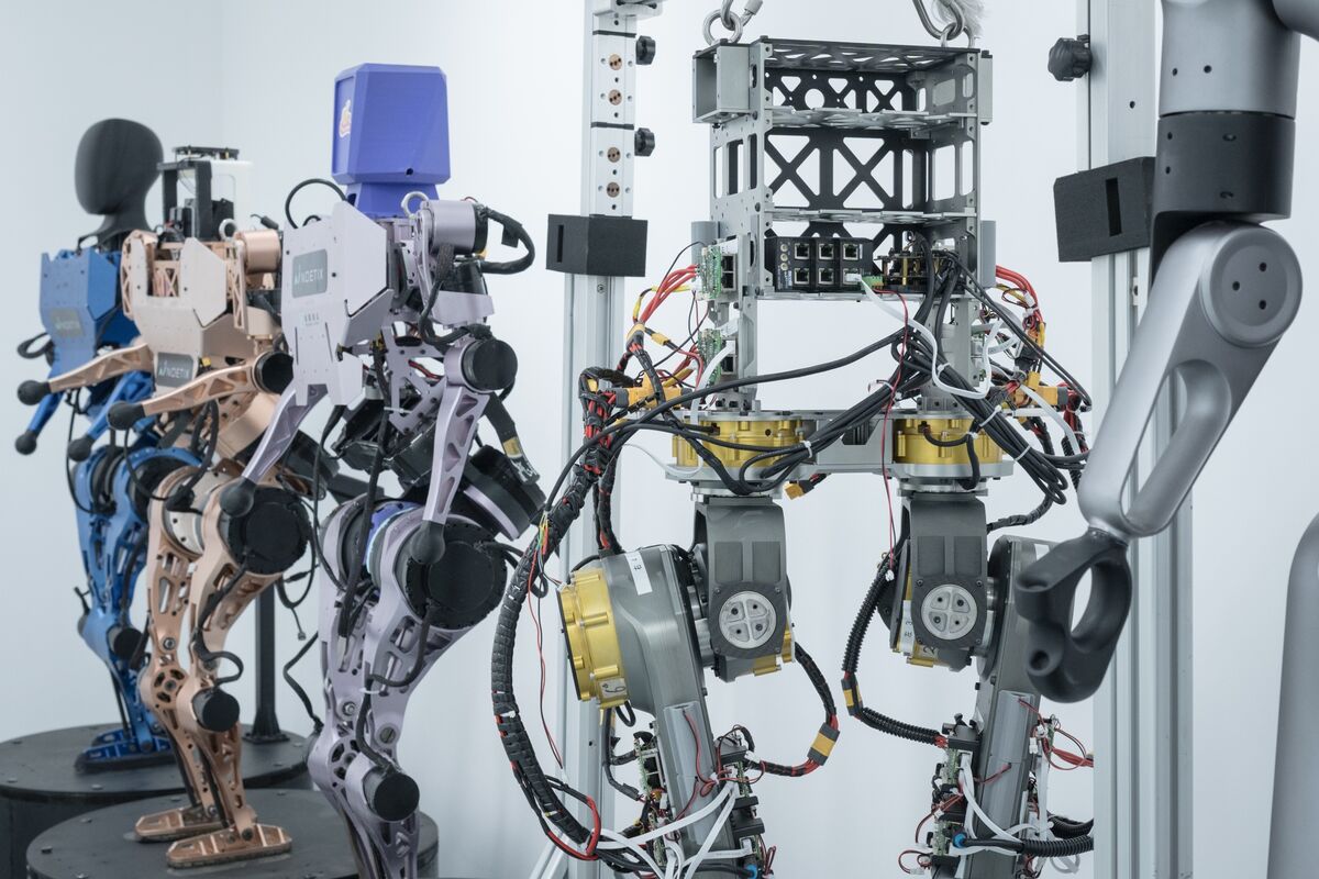 CATL-Backed Noetix Robotics Is Said to File for Hong Kong IPO