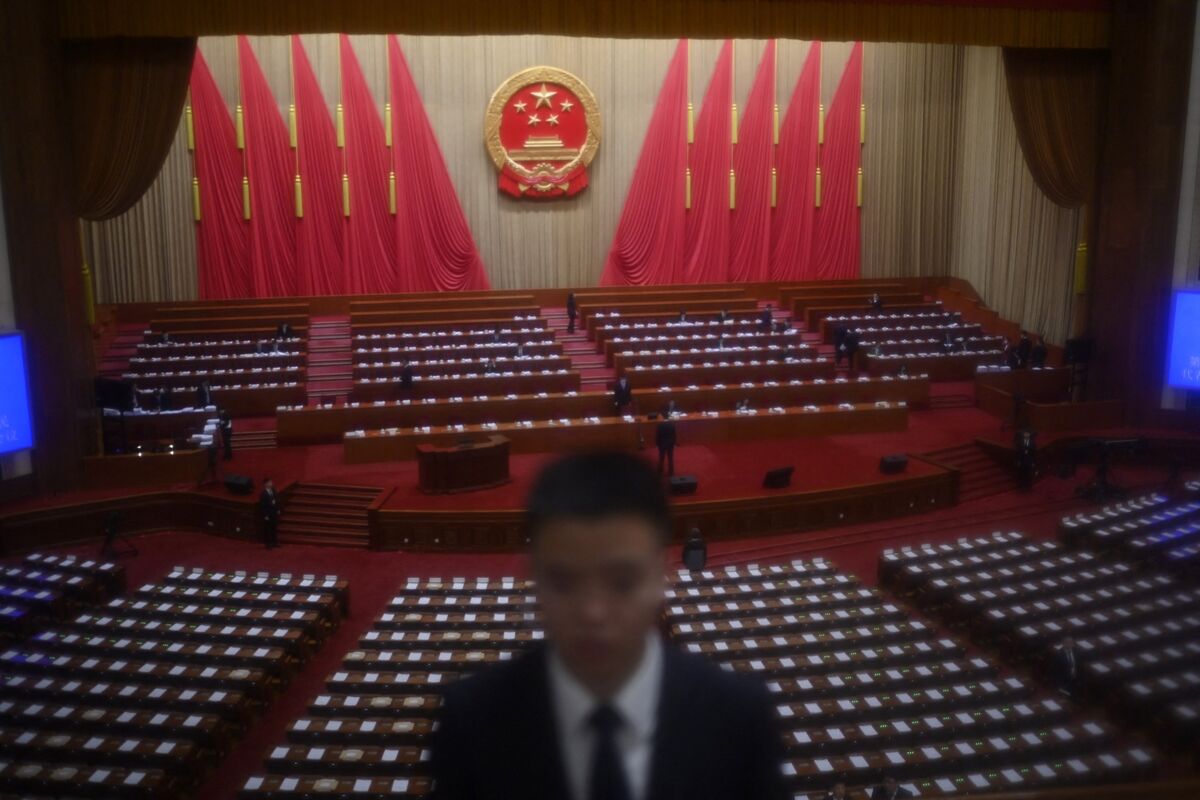 China legt beim Nationalen Volkskongress ein ehrgeiziges BIP-Ziel von rund ...